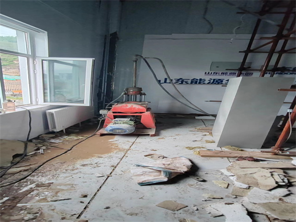 青阳地基基础下沉墙体裂缝加固注浆顶升施工